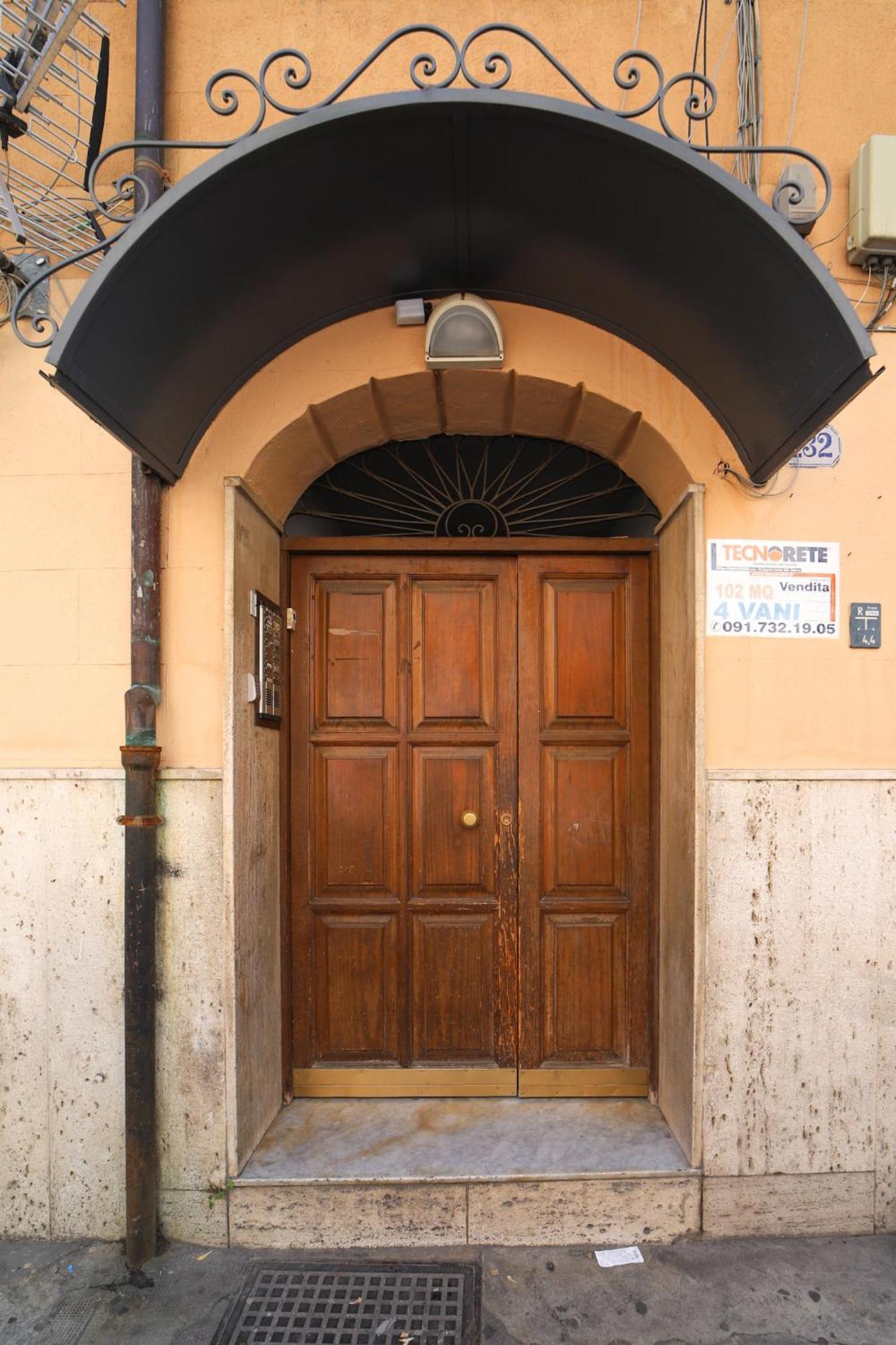 パレルモColonna House Casa Tra La Zisa E La Cattedraleアパートメント エクステリア 写真